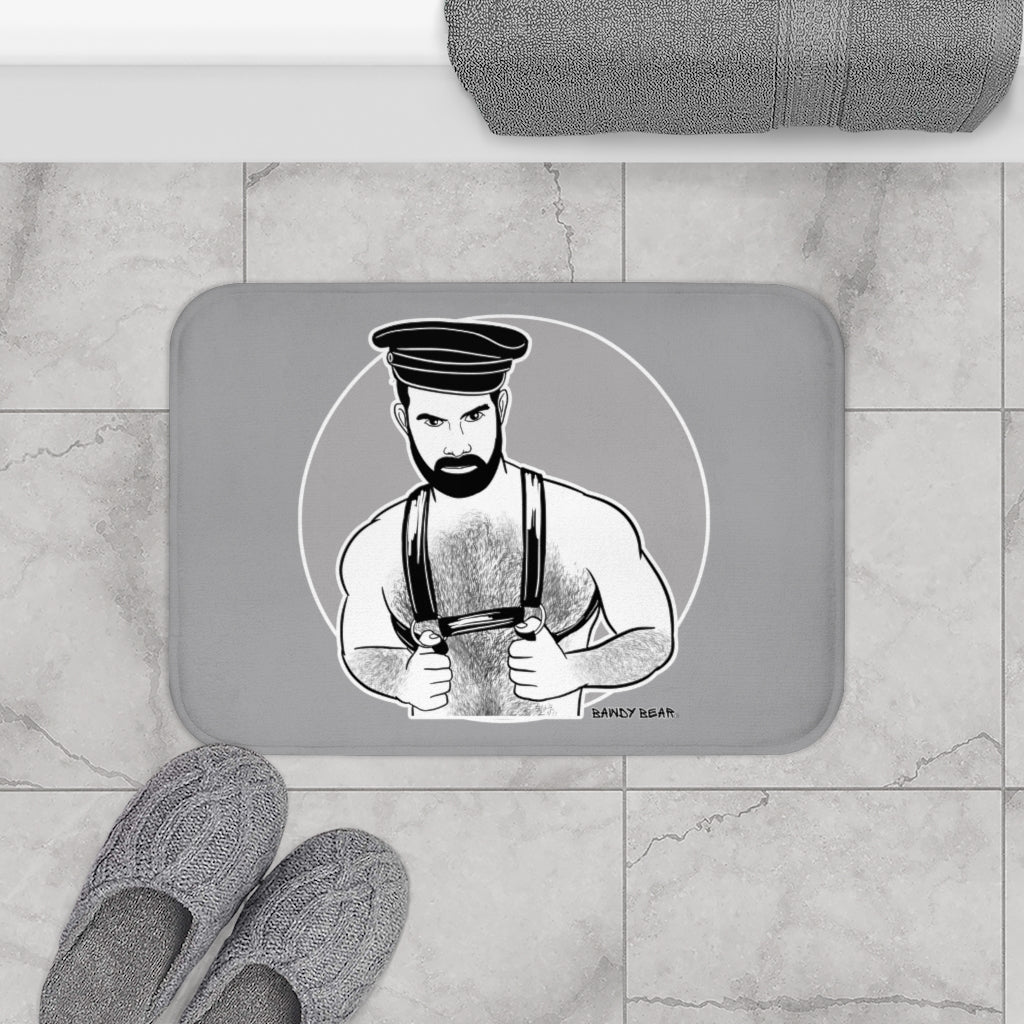 Lthr Man 6 / Bath Mat